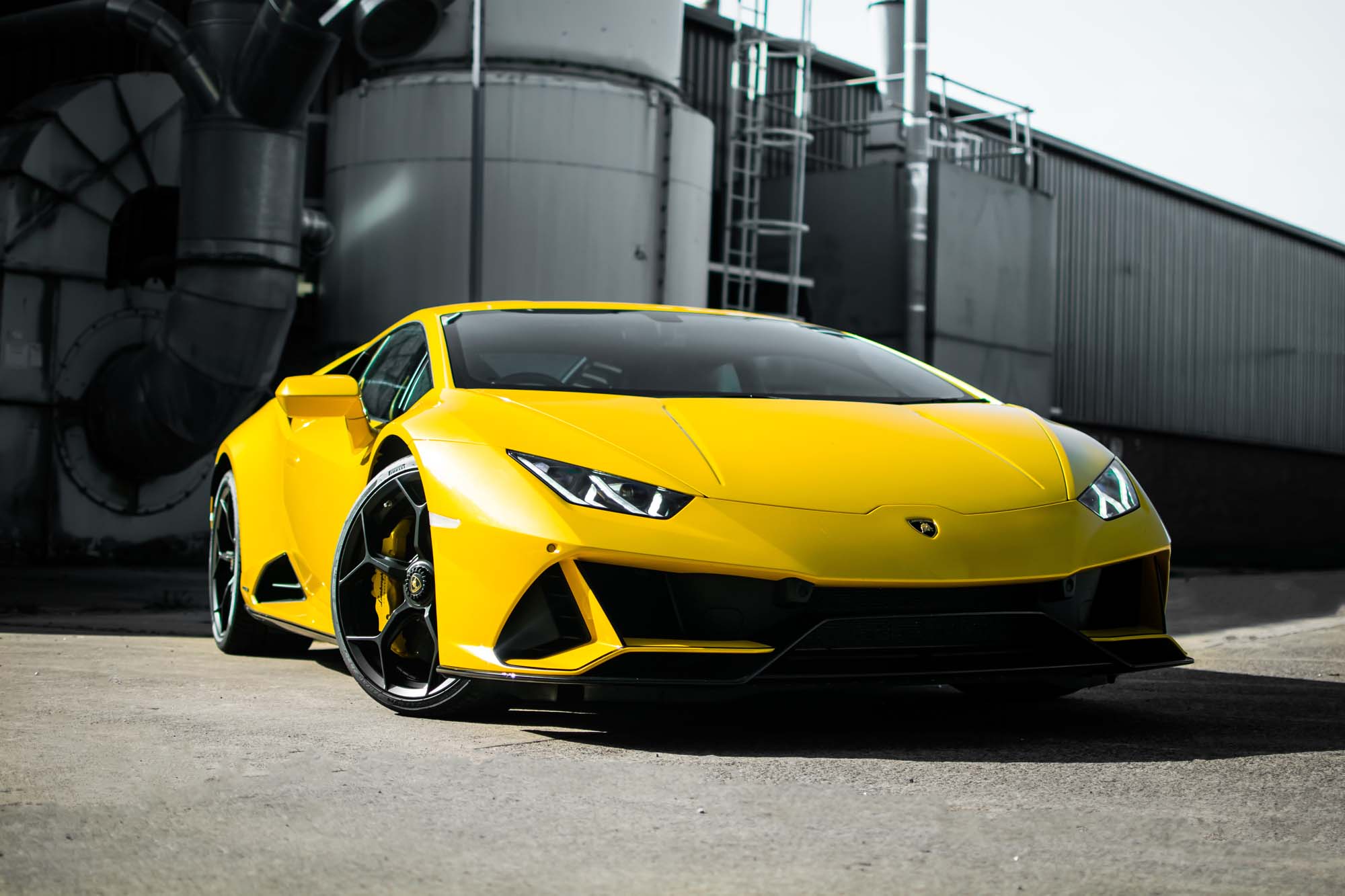 The UK's specialist supercar valuation website - We Love Supercars